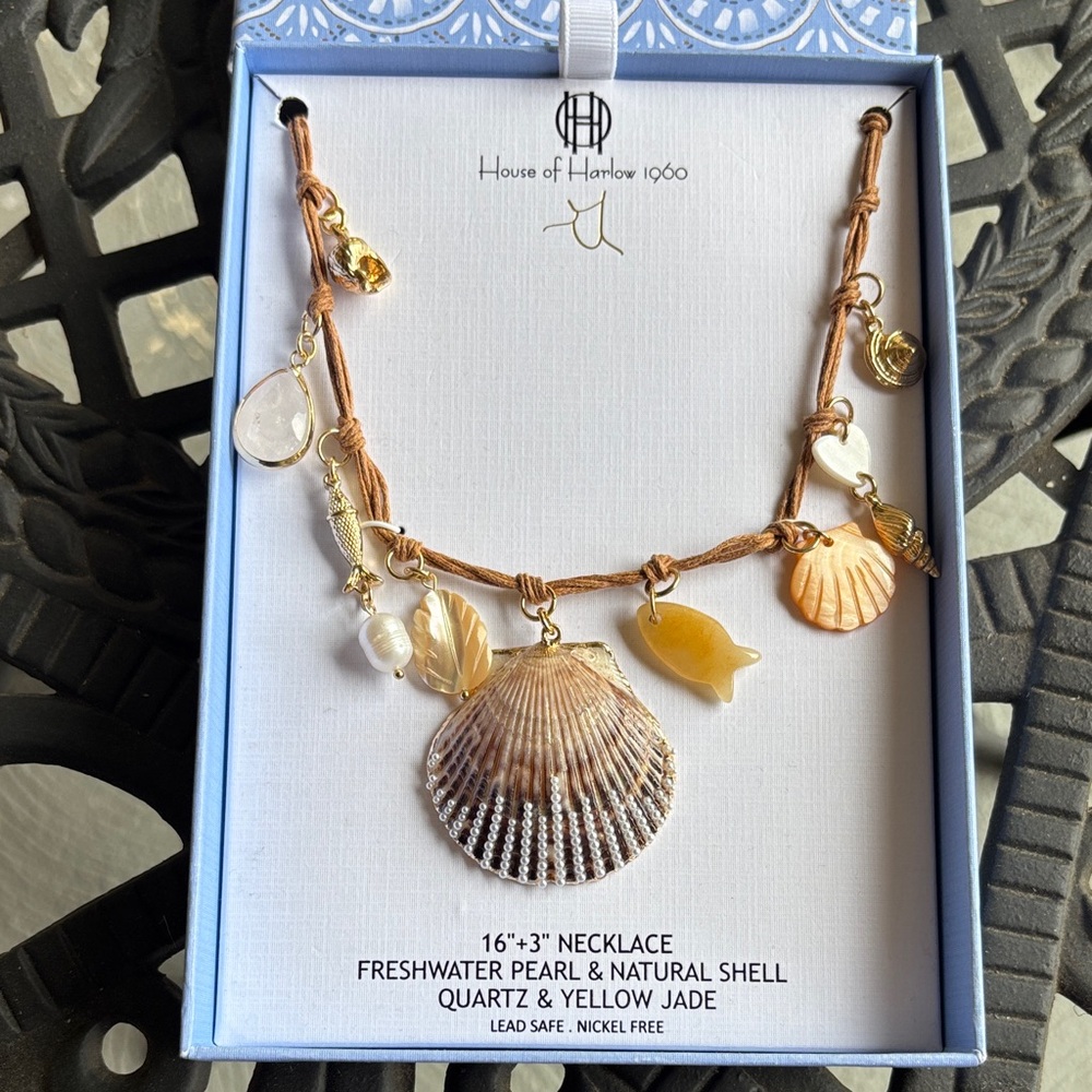 NIB! House of Harlow 1960 Gold and Cream Shell Necklace